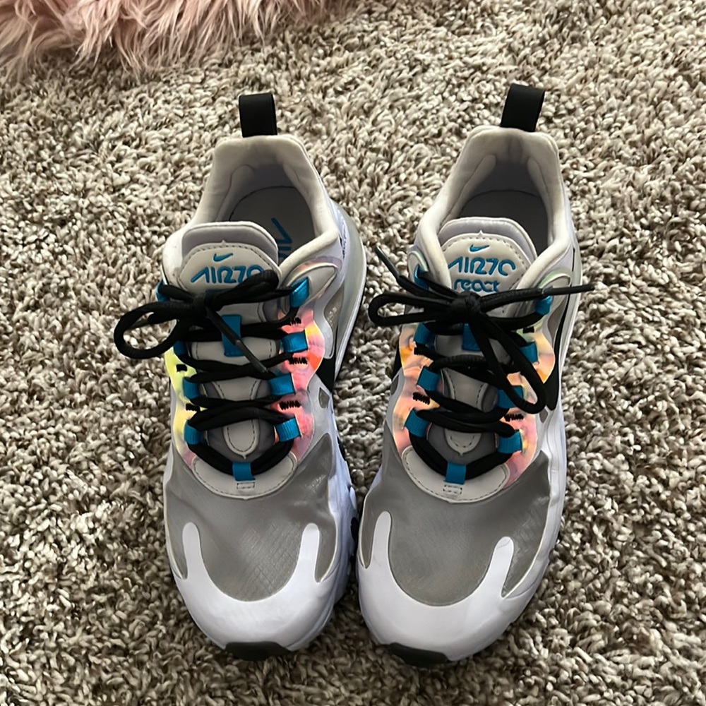 Nike air 270 React
